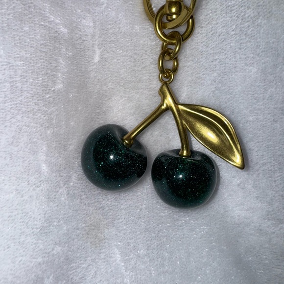🍒Various Cherry Charms *Bag Not Included - Picture 9 of 15